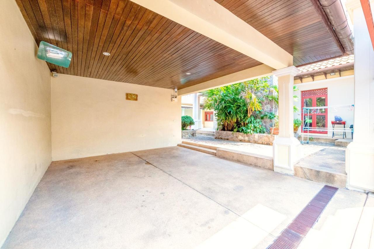Bali Pool Villa, 5 Min To Walking Street & The Beaches Pattaya Bagian luar foto