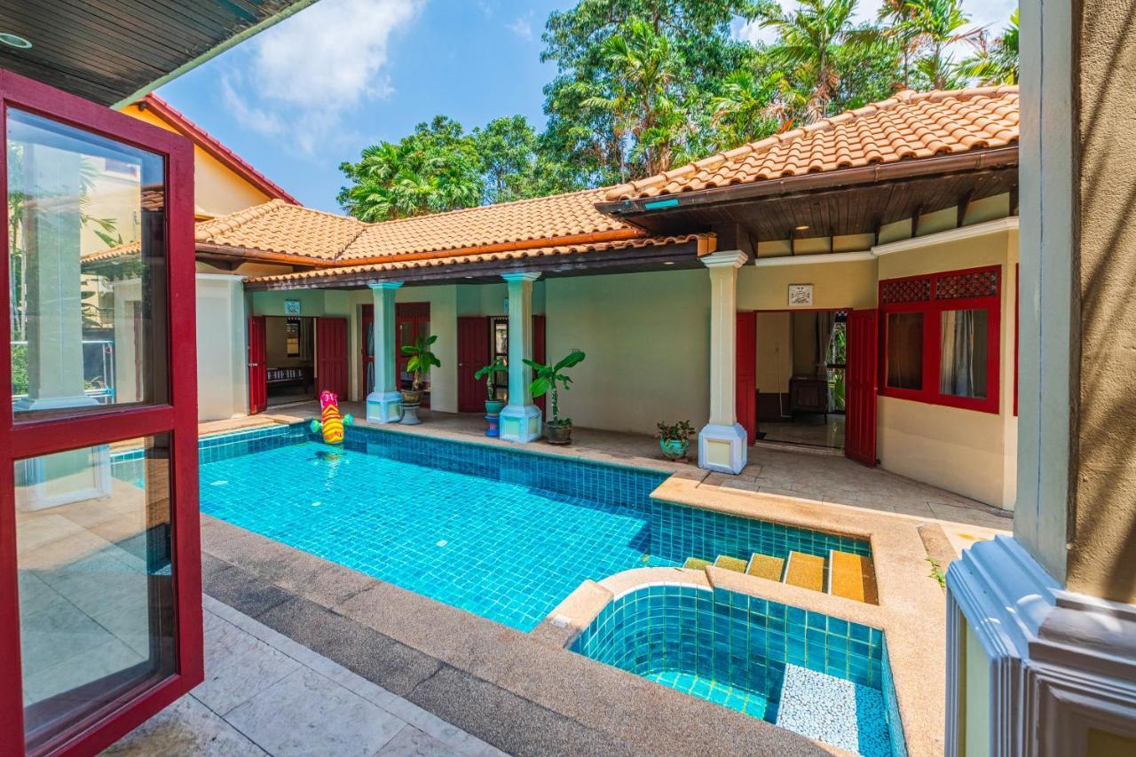 Bali Pool Villa, 5 Min To Walking Street & The Beaches Pattaya Bagian luar foto