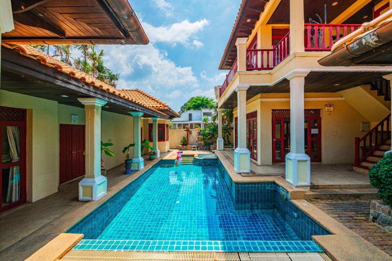Bali Pool Villa, 5 Min To Walking Street & The Beaches Pattaya Bagian luar foto