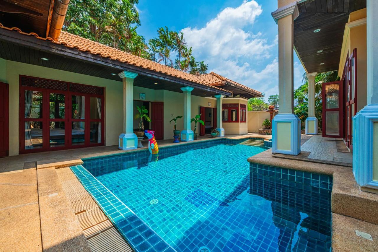 Bali Pool Villa, 5 Min To Walking Street & The Beaches Pattaya Bagian luar foto