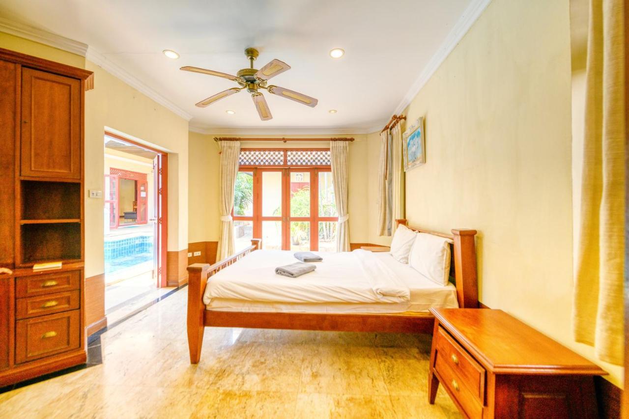 Bali Pool Villa, 5 Min To Walking Street & The Beaches Pattaya Bagian luar foto