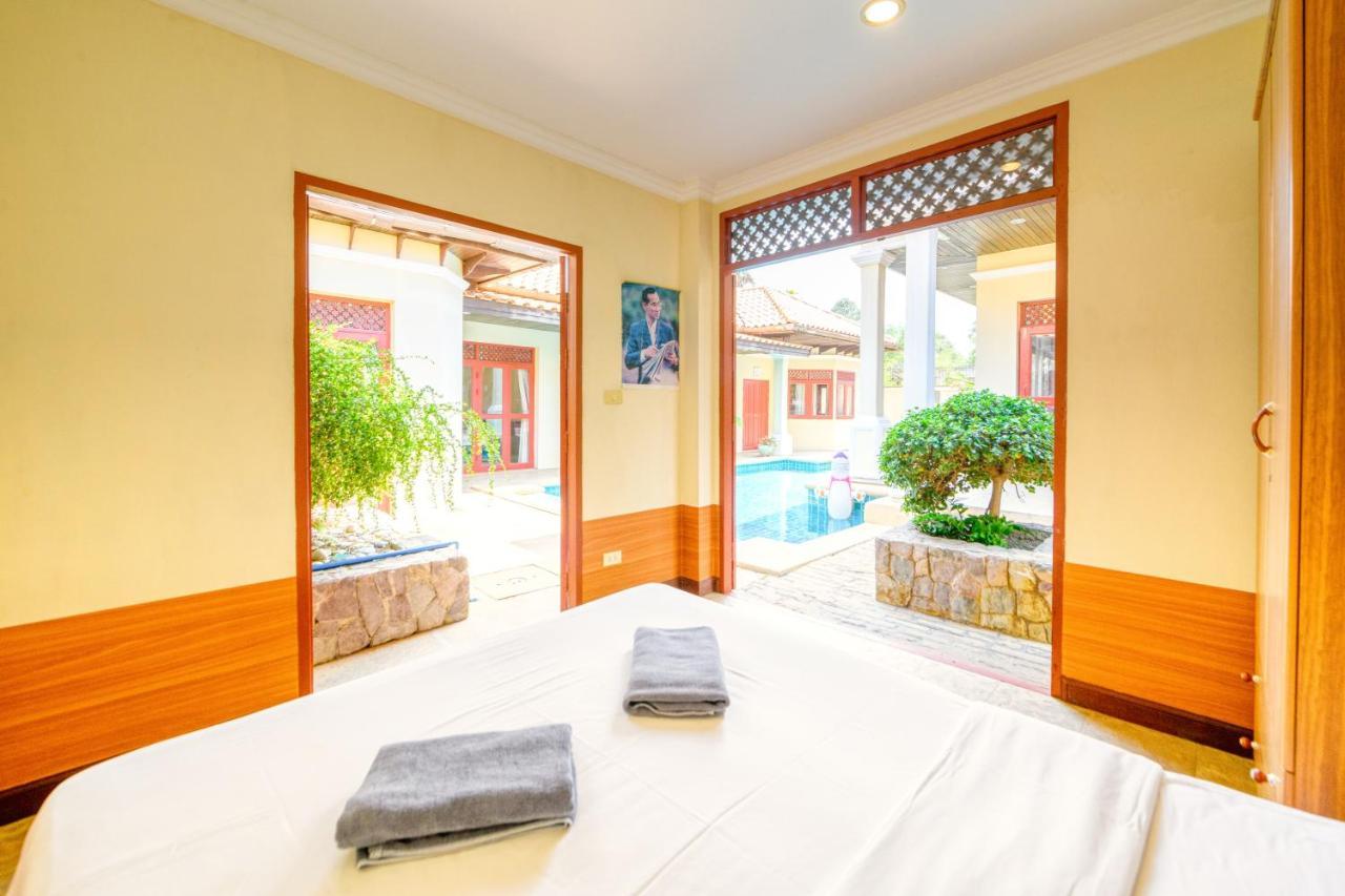 Bali Pool Villa, 5 Min To Walking Street & The Beaches Pattaya Bagian luar foto
