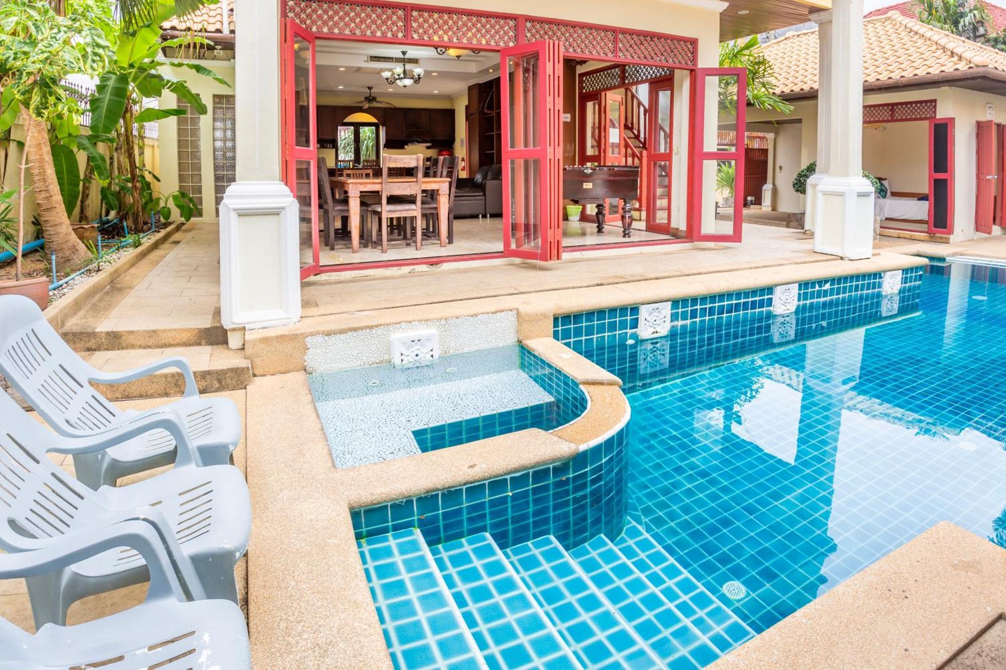 Bali Pool Villa, 5 Min To Walking Street & The Beaches Pattaya Bagian luar foto